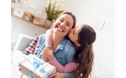 هدیه تولد برای مادر چی بخرم ؟